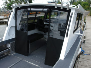 Drop curtain larger boats