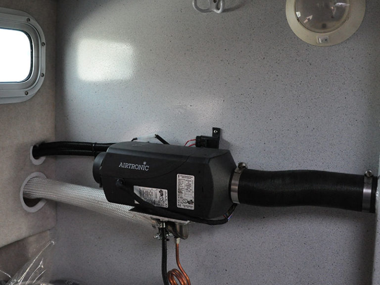 Heater(Espar)D5Wdieselhydoniccoolantheaterwith(2)blowersand