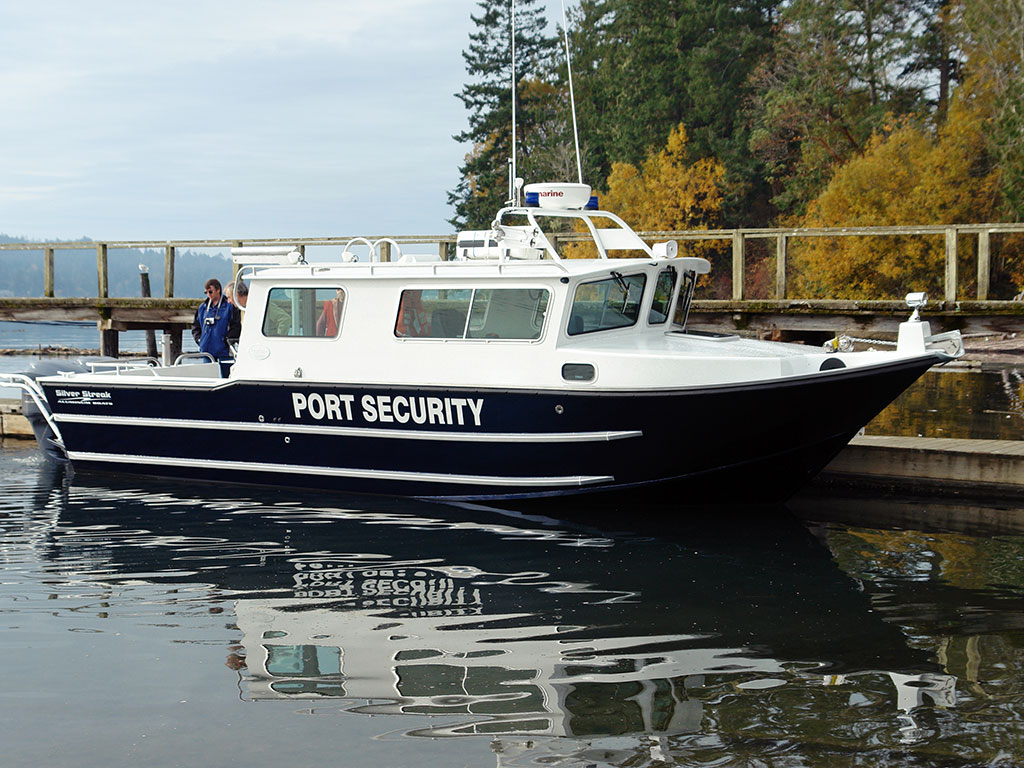 32' Cuddy Cabin Aluminum Boat by Silver Streak Boats