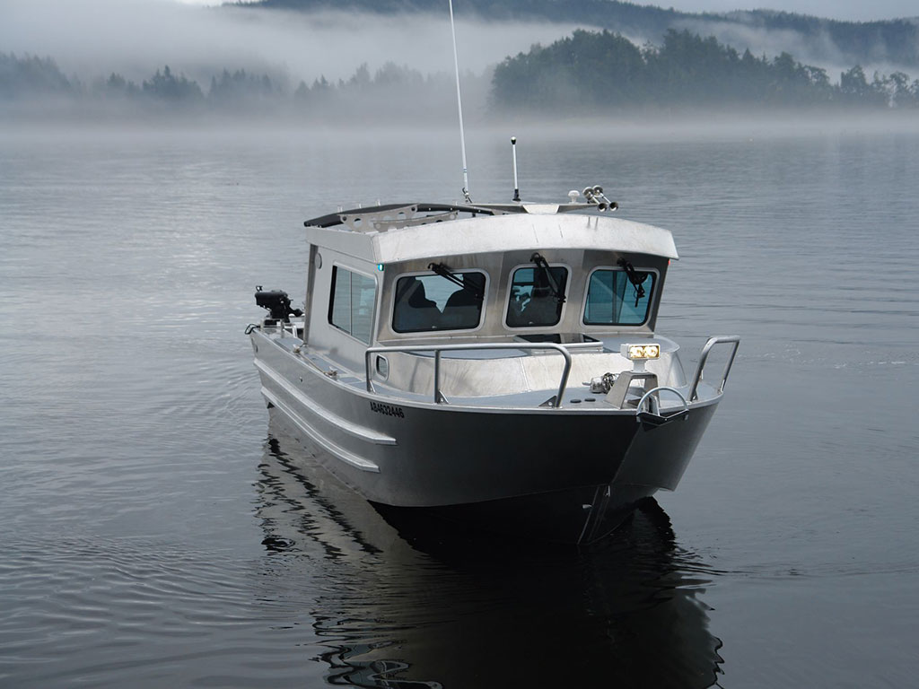 25' Swiftsure XW - Aluminum Cabin Boat by Silver Streak Boats